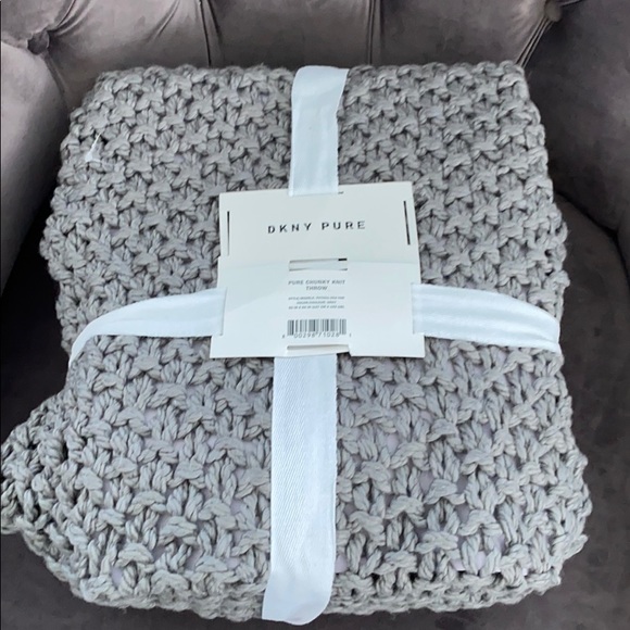 Dkny Bedding Dkny Nwt Pure Chunky Knit Throw Blanket Poshmark